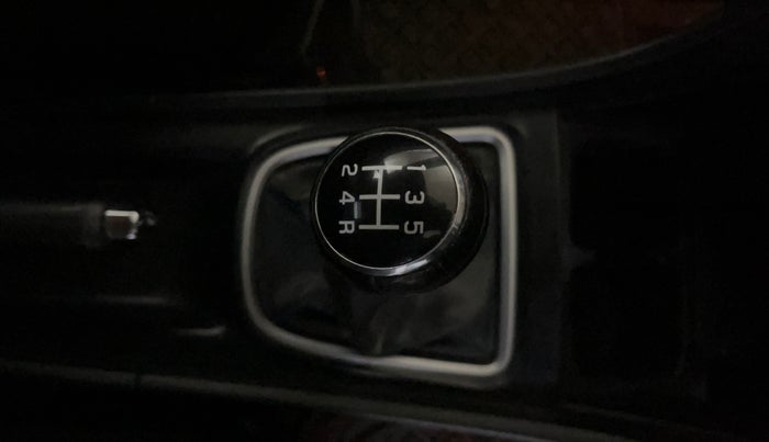 2017 Maruti Ciaz S 1.4 MT PETROL, CNG, Manual, 61,230 km, Gear Lever