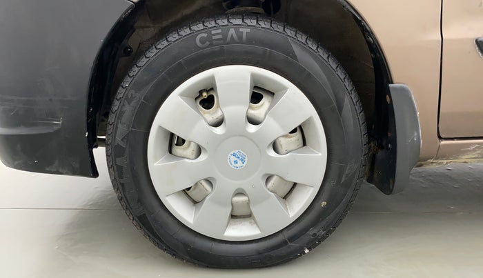 2010 Maruti Zen Estilo LXI, Petrol, Manual, 41,115 km, Left Front Wheel