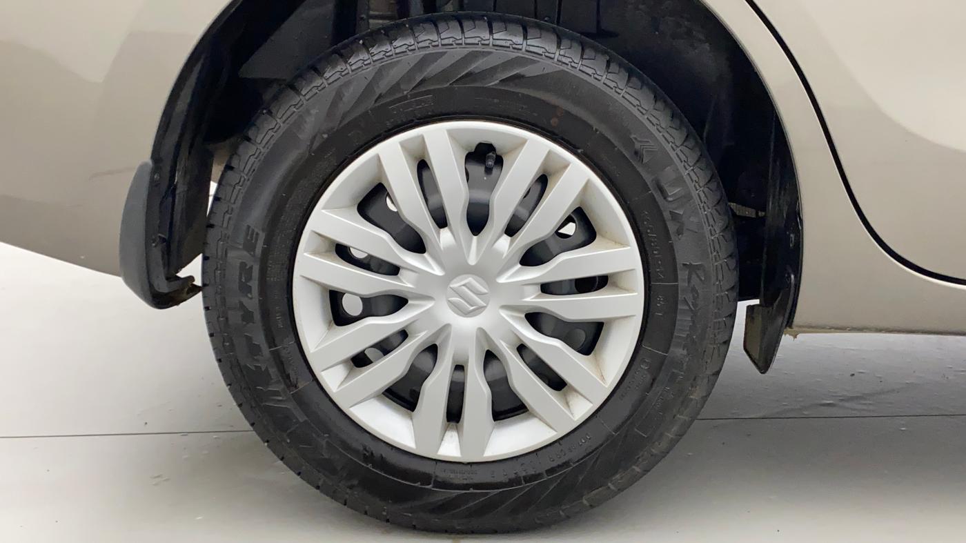 2022 Maruti Dzire VXI AMT, Petrol, Automatic, 7,524 km, Right Rear Wheel