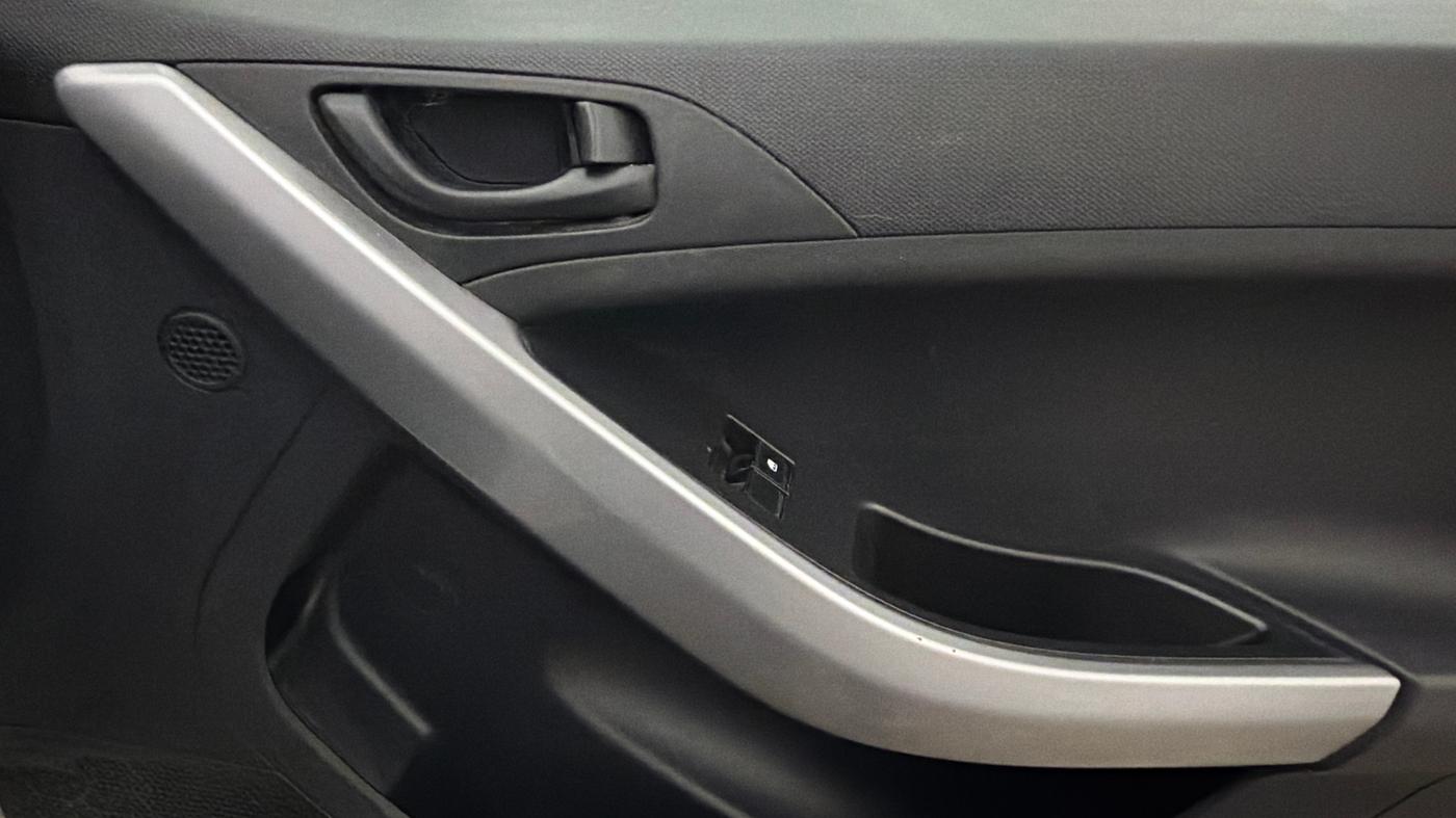 2023 Tata NEXON XE PETROL, Petrol, Manual, 25,429 km, Driver Side Door Panels Control
