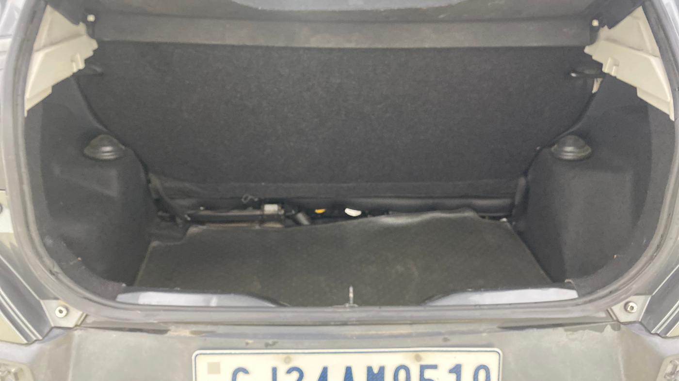 2022 Tata PUNCH PURE MT, Petrol, Manual, 32,453 km, Boot Inside