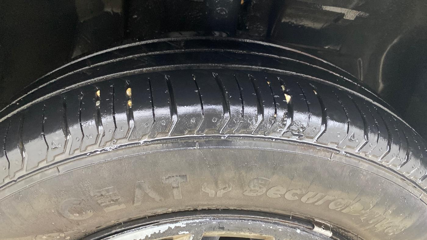 2022 Tata PUNCH PURE MT, Petrol, Manual, 32,453 km, Right Front Tyre Tread