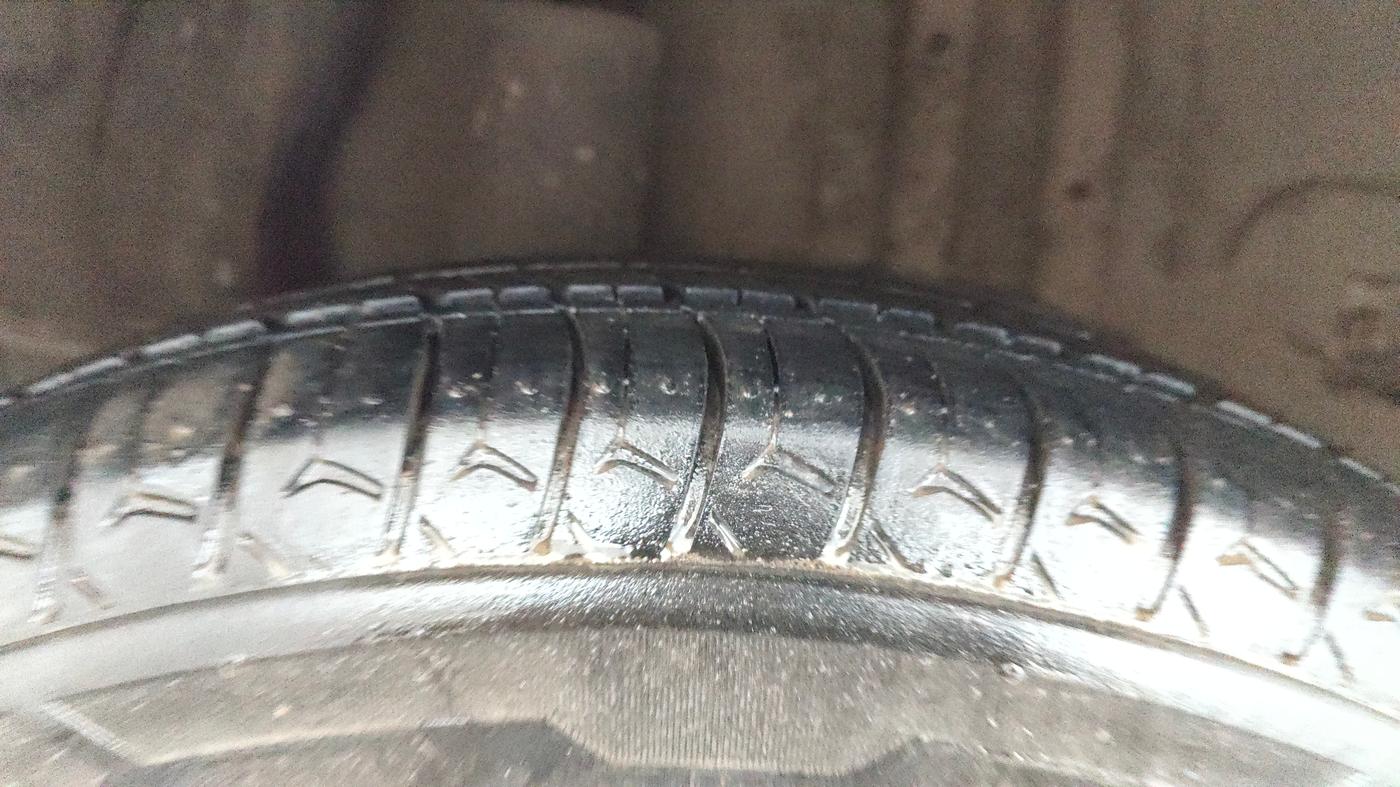 2016 Chevrolet Beat LT PETROL, Petrol, Manual, 67,256 km, Right Rear Tyre Tread