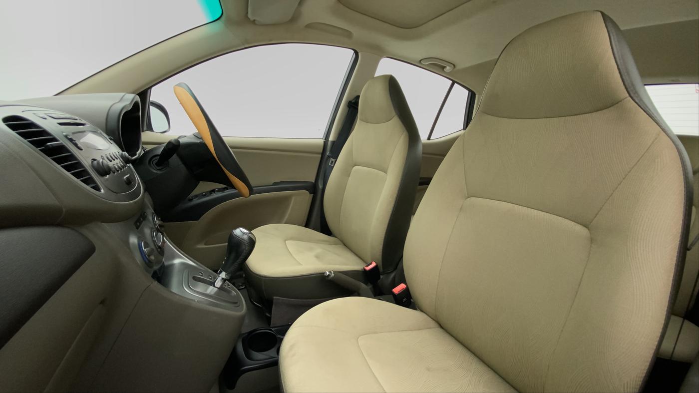 2010 Hyundai i10 ASTA 1.2 WITH SUNROOF, Petrol, Manual, 15,974 km, Right Side Front Door Cabin