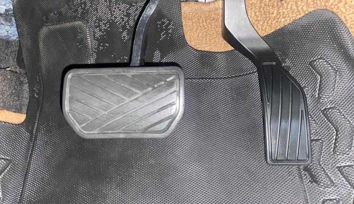 2022 Maruti Vitara Brezza ZXI AT SHVS, Petrol, Automatic, 12,254 km, Pedals