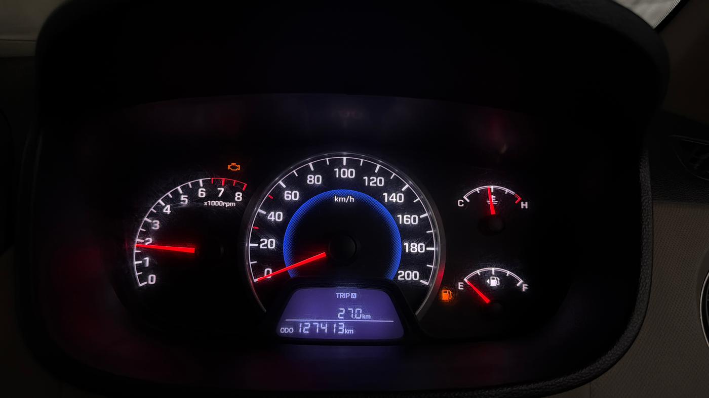 2016 Hyundai Grand i10 MAGNA 1.2 KAPPA VTVT, CNG, Manual, 1,27,403 km, Odometer Image