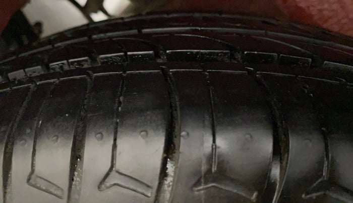 2018 Maruti Celerio VXI (O) CNG, CNG, Manual, 97,095 km, Left Rear Tyre Tread