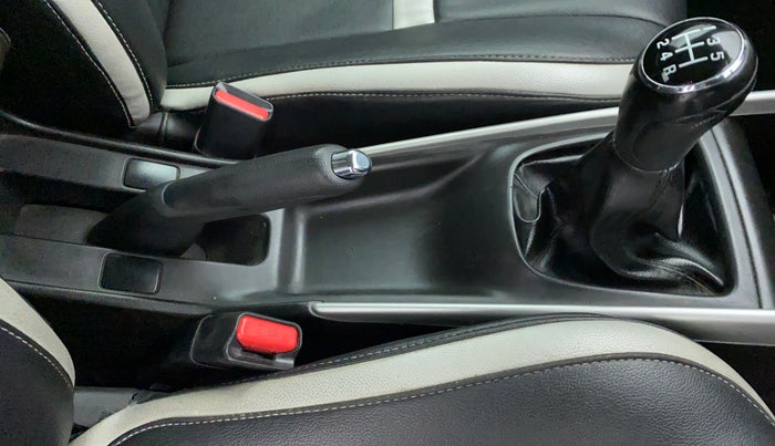 2017 Maruti Baleno ZETA DDIS 190, Diesel, Manual, 51,253 km, Gear Lever