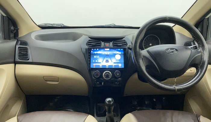 2015 Hyundai Eon MAGNA +, Petrol, Manual, 1,05,271 km, Dashboard