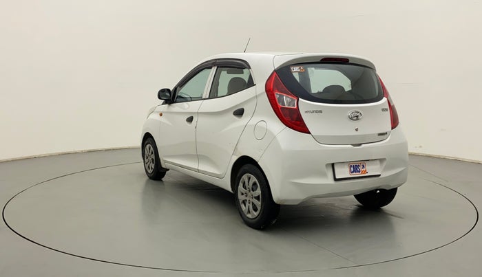 2015 Hyundai Eon MAGNA +, Petrol, Manual, 1,05,271 km, Left Back Diagonal