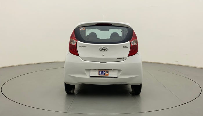 2015 Hyundai Eon MAGNA +, Petrol, Manual, 1,05,271 km, Back/Rear