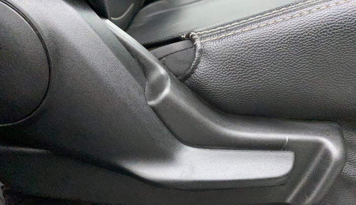 2019 Maruti IGNIS DELTA 1.2, Petrol, Manual, 23,009 km, Driver Side Adjustment Panel