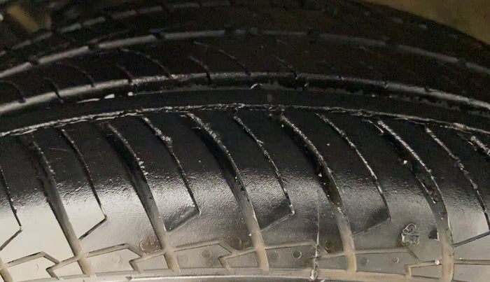 2019 Maruti IGNIS DELTA 1.2, Petrol, Manual, 23,009 km, Left Front Tyre Tread