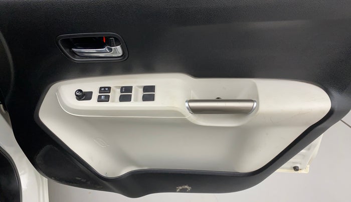 2019 Maruti IGNIS DELTA 1.2, Petrol, Manual, 23,009 km, Driver Side Door Panels Control