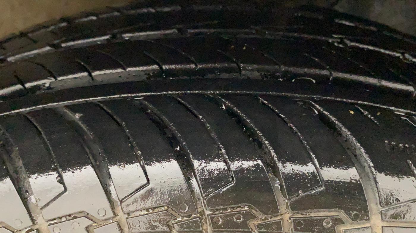 2019 Maruti IGNIS DELTA 1.2, Petrol, Manual, 23,009 km, Right Front Tyre Tread