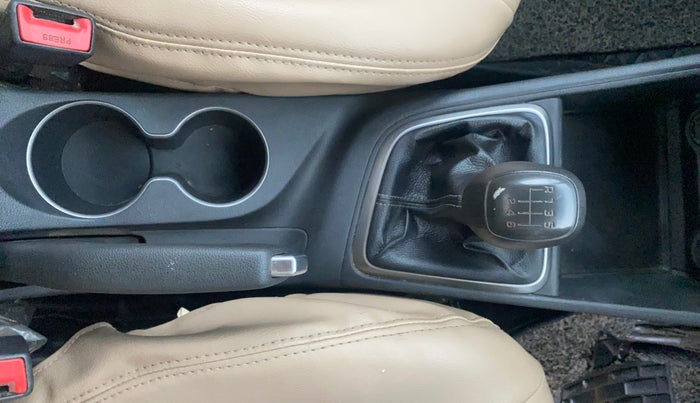 2019 Hyundai Verna 1.6 VTVT SX, Petrol, Manual, 93,601 km, Gear Lever