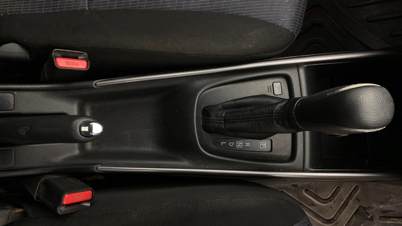 2021 Maruti Baleno ZETA CVT PETROL 1.2, Petrol, Automatic, 51,915 km, Gear Lever