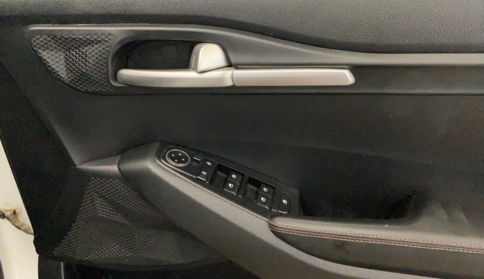 2022 KIA SELTOS HTK 1.5 DIESEL, Diesel, Manual, 84,927 km, Driver Side Door Panels Control