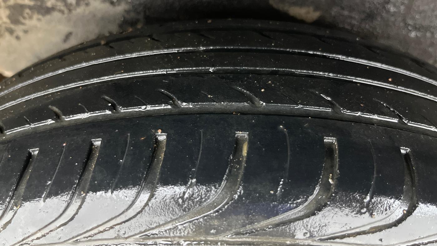 2013 Hyundai i20 MAGNA 1.2, Petrol, Manual, 60,659 km, Right Rear Tyre Tread