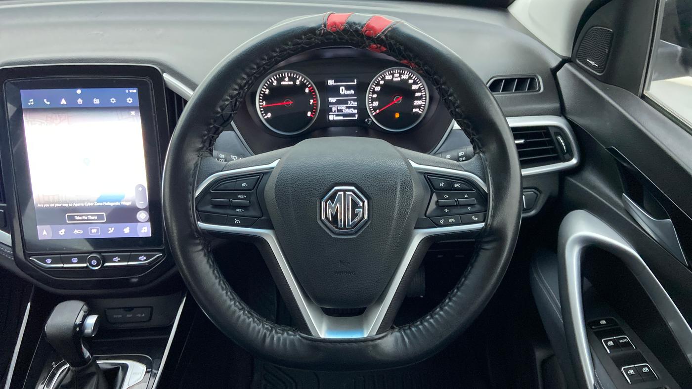 2022 MG HECTOR SHINE 1.5 PETROL TURBO CVT, Petrol, Automatic, 12,547 km, Steering Wheel Close Up