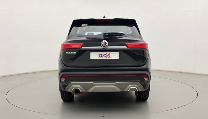 2022 MG HECTOR SHINE 1.5 PETROL TURBO CVT, Petrol, Automatic, 12,547 km, Back/Rear