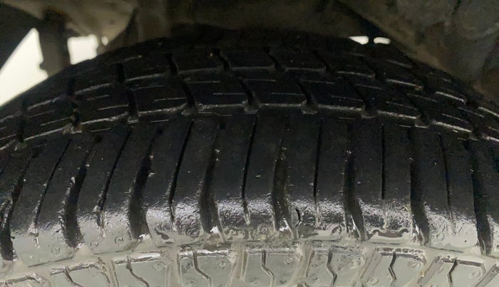 2011 Hyundai Santro Xing GL PLUS, Petrol, Manual, 27,892 km, Right Rear Tyre Tread