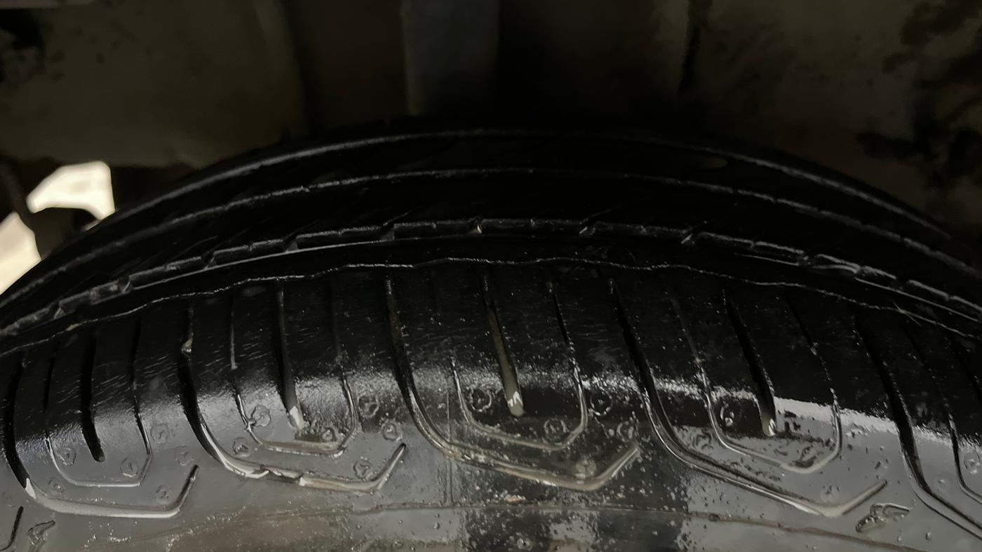 2022 Tata Tiago XZ PLUS CNG, CNG, Manual, 37,312 km, Right Rear Tyre Tread