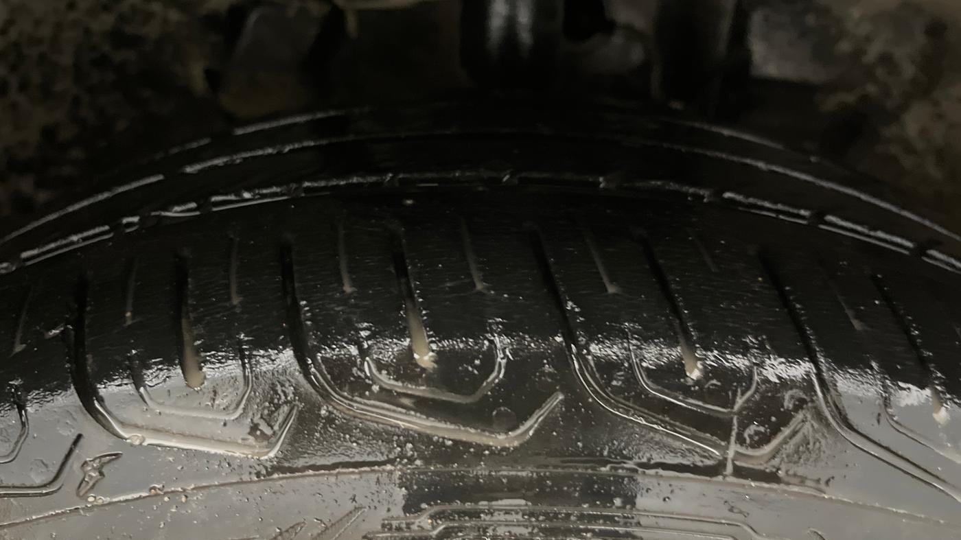 2022 Tata Tiago XZ PLUS CNG, CNG, Manual, 37,312 km, Right Front Tyre Tread