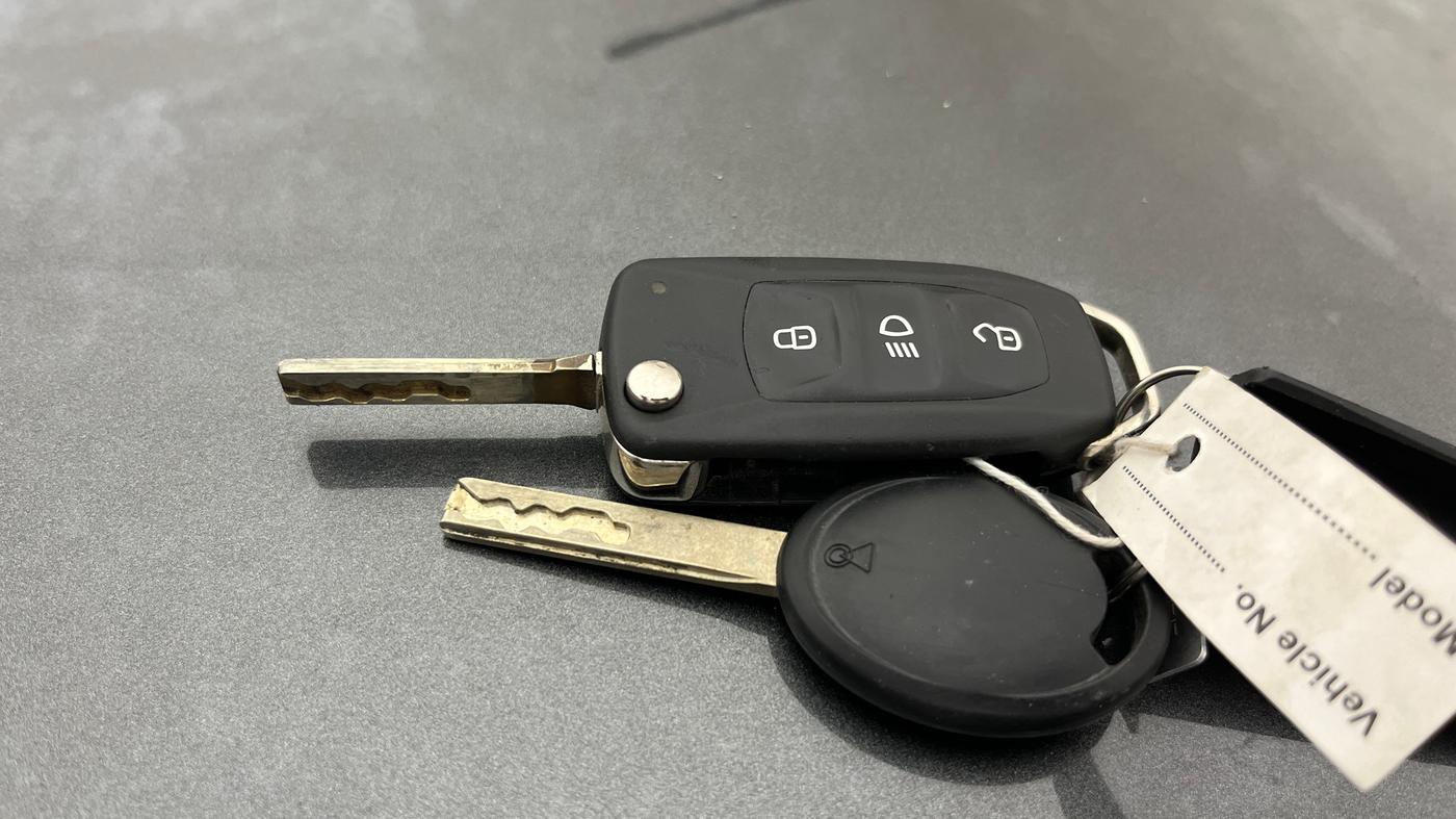 2022 Tata Tiago XZ PLUS CNG, CNG, Manual, 37,312 km, Key Close Up