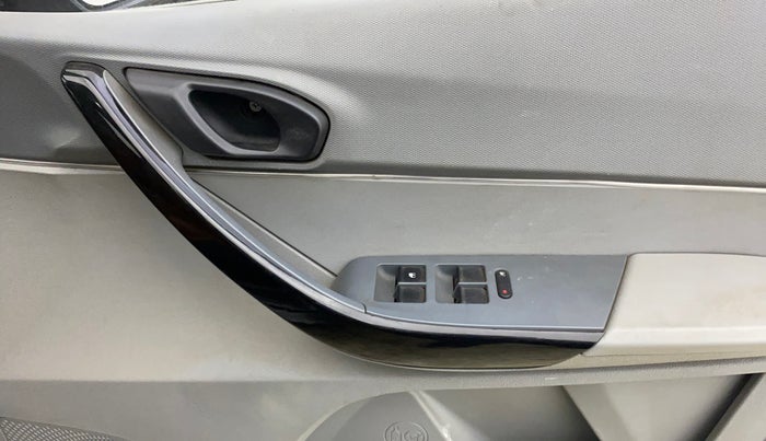 2021 Tata TIGOR XMA PETROL, Petrol, Automatic, 73,764 km, Driver Side Door Panels Control