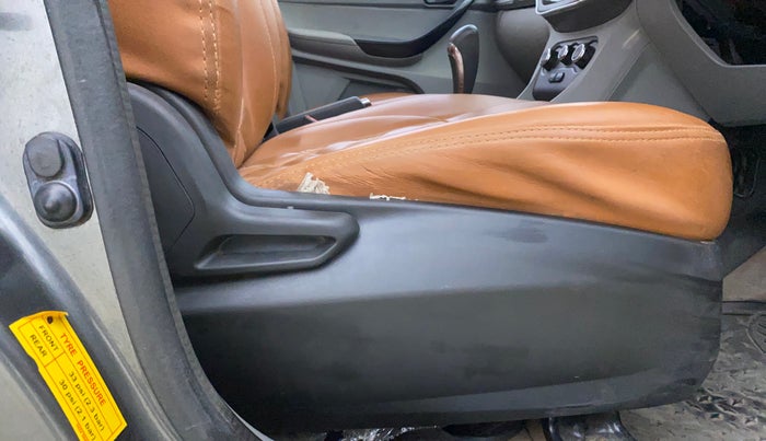 2021 Tata TIGOR XMA PETROL, Petrol, Automatic, 73,764 km, Driver Side Adjustment Panel