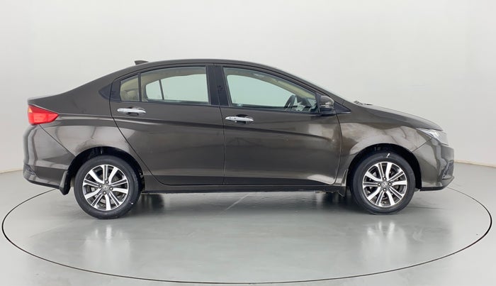 2018 Honda City V MT PETROL, Petrol, Manual, 32,413 km, Right Side View