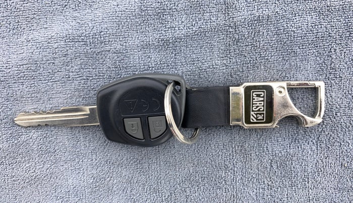 2019 Maruti Vitara Brezza VDI, Diesel, Manual, 21,092 km, Key Close Up