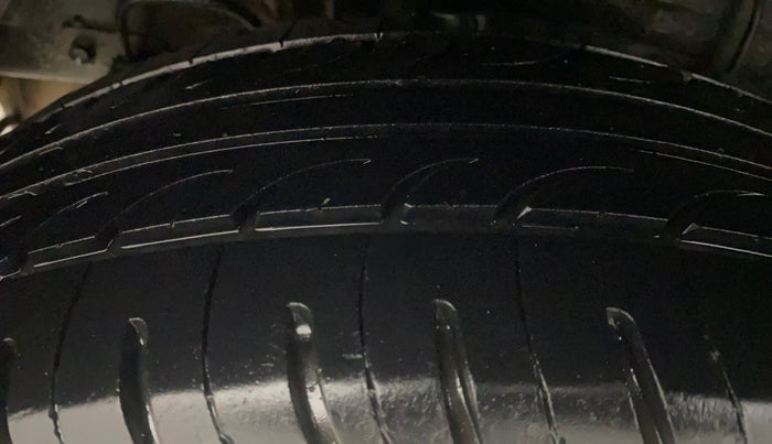 2018 Hyundai Elite i20 SPORTZ 1.2, Petrol, Manual, 1,06,107 km, Right Rear Tyre Tread