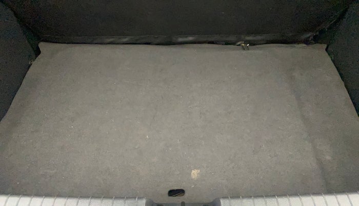 2018 Hyundai Elite i20 SPORTZ 1.2, Petrol, Manual, 1,06,107 km, Boot Inside