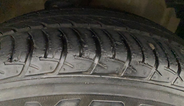 2018 Maruti Celerio ZXI AMT (O), Petrol, Automatic, 13,622 km, Right Front Tyre Tread