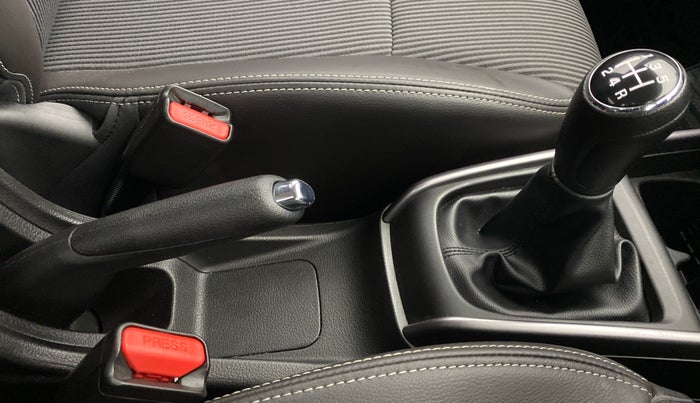 2021 Maruti XL6 ZETA SHVS, Petrol, Manual, 7,225 km, Gear Lever