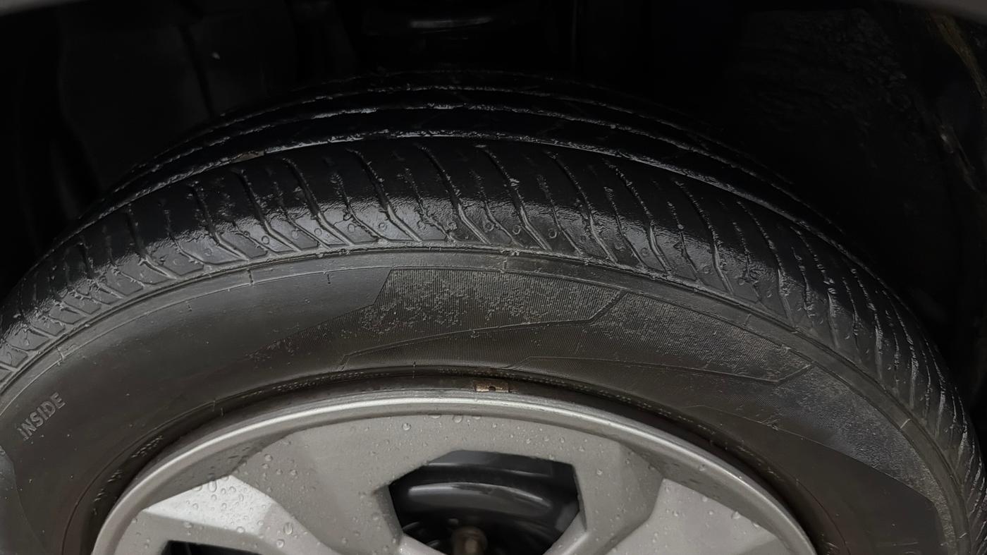 2023 Nissan MAGNITE Magnite Geza Edition, Petrol, Manual, 51,936 km, Left Front Tyre Tread