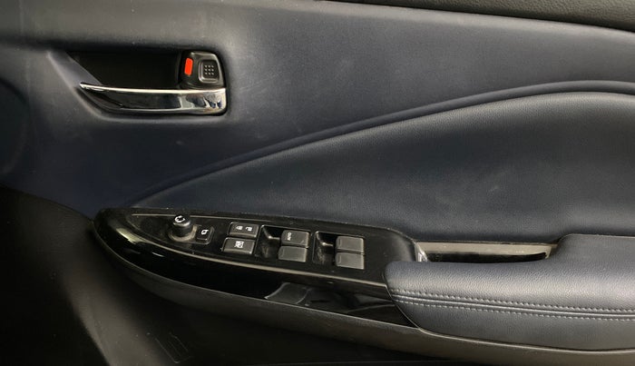2024 Maruti Baleno ALPHA PETROL 1.2, Petrol, Manual, 14,216 km, Driver Side Door Panels Control