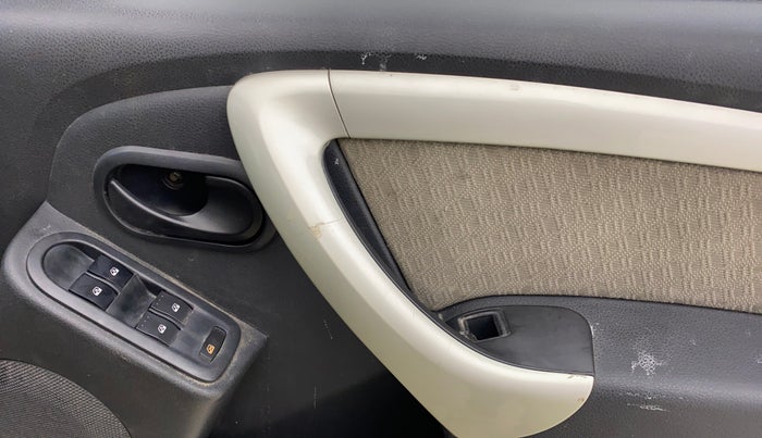 2012 Renault Duster 85 PS RXL DIESEL, Diesel, Manual, 99,303 km, Driver Side Door Panels Control