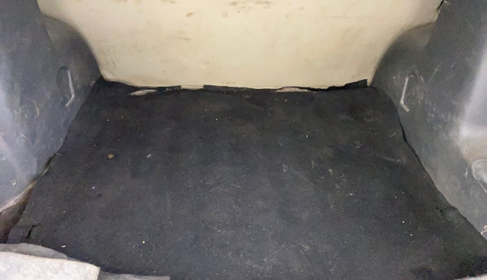 2012 Renault Duster 85 PS RXL DIESEL, Diesel, Manual, 99,303 km, Boot Inside