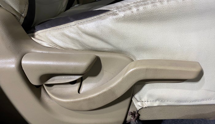 2013 Honda Brio S MT, Petrol, Manual, 67,018 km, Driver Side Adjustment Panel