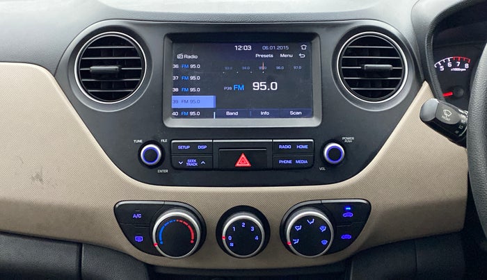 2017 Hyundai Grand i10 Sportz(O) 1.2 MT, Petrol, Manual, 35,912 km, Air Conditioner