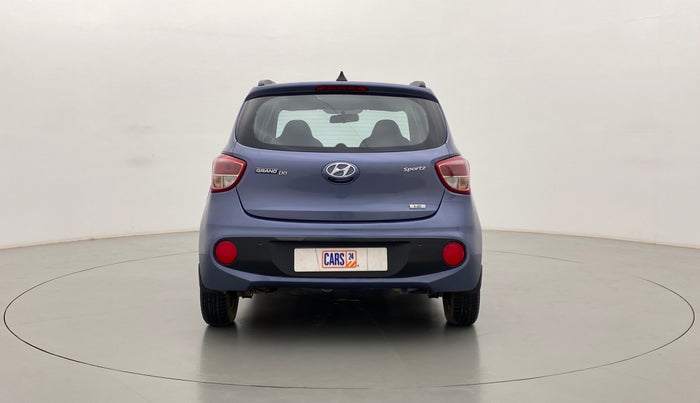 2017 Hyundai Grand i10 Sportz(O) 1.2 MT, Petrol, Manual, 35,912 km, Back/Rear