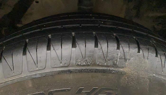 2021 Maruti S Cross ZETA 1.5, Petrol, Manual, 52,559 km, Left Front Tyre Tread