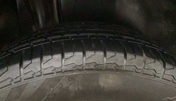 2021 Maruti S Cross ZETA 1.5, Petrol, Manual, 52,559 km, Right Rear Tyre Tread