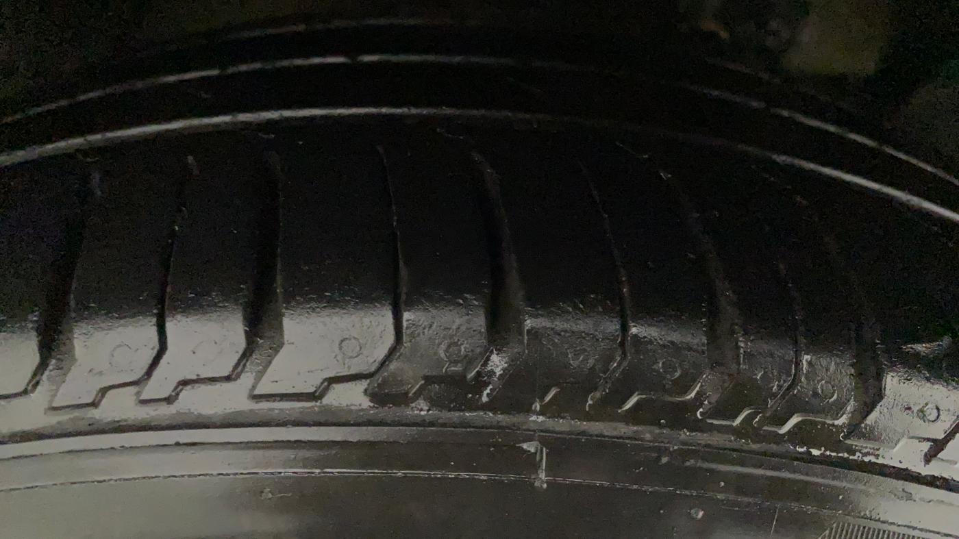 2016 Tata Zest XT PETROL, Petrol, Manual, 62,490 km, Right Rear Tyre Tread