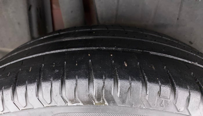 2018 Maruti Dzire ZXI PLUS AMT, Petrol, Automatic, 76,915 km, Right Rear Tyre Tread