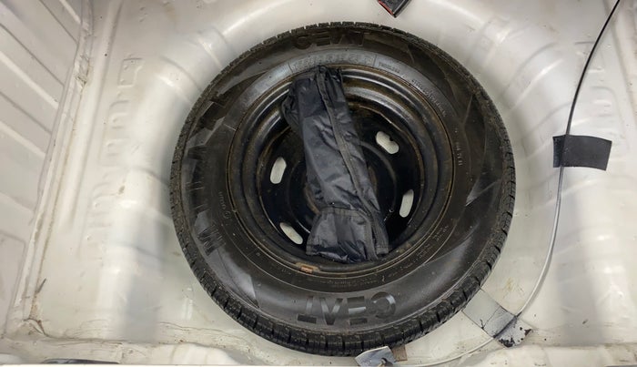 2018 Renault Kwid RXT 1.0 AMT (O), Petrol, Automatic, 30,013 km, Spare Tyre