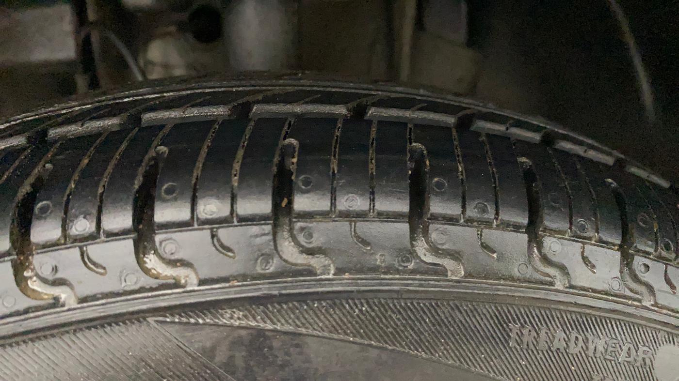 2019 Tata Tiago XE PETROL, Petrol, Manual, 56,321 km, Left Front Tyre Tread
